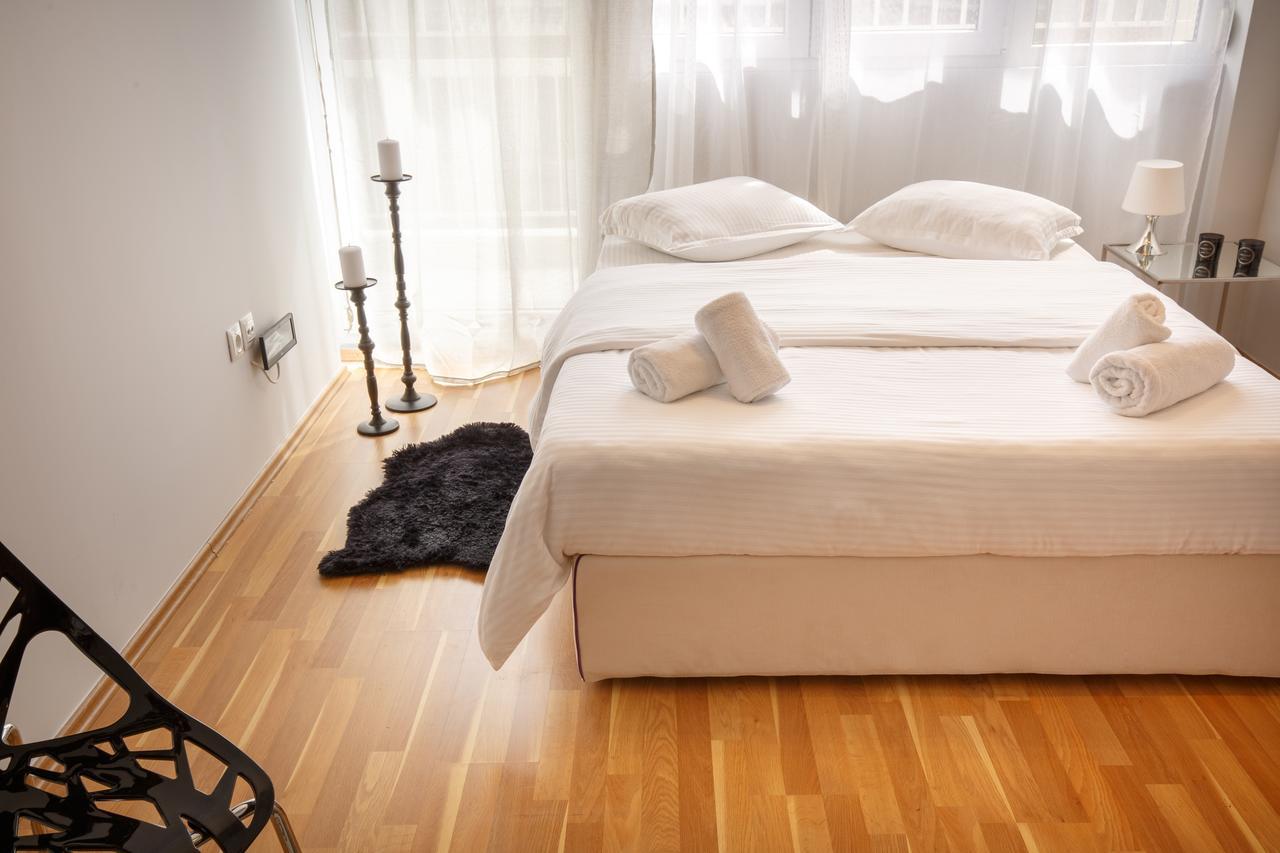 Evel'S Home Suites Thessaloniki Exterior photo