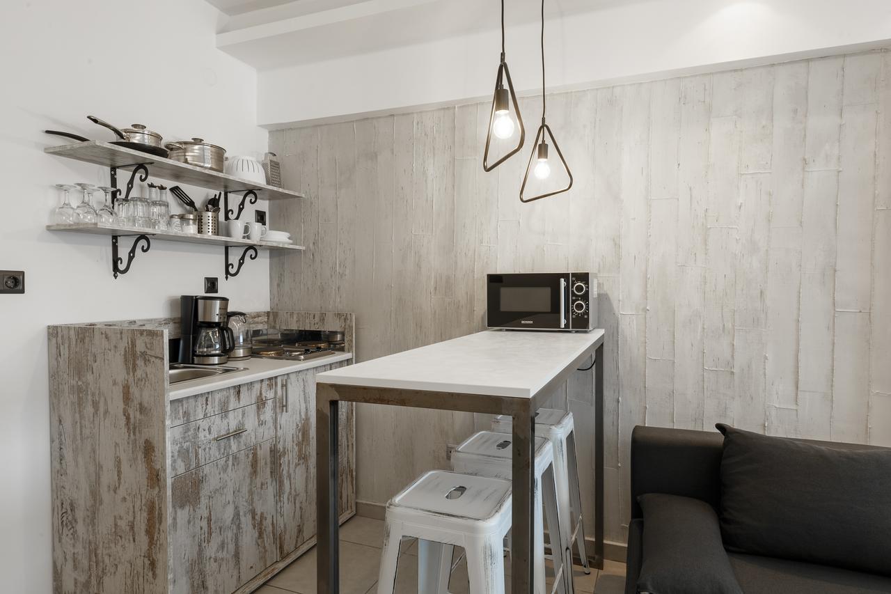 Evel'S Home Suites Thessaloniki Exterior photo
